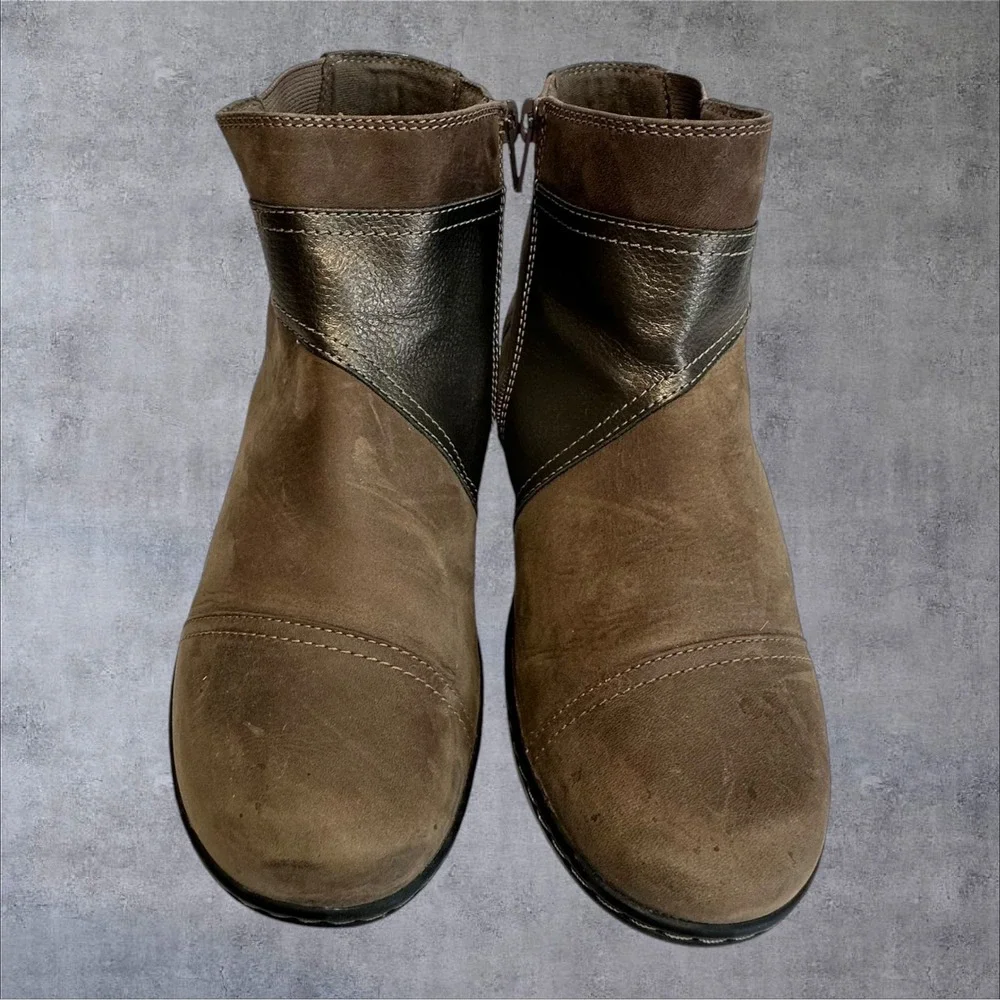 Clarks‎ Collection Cora Tropic Ankle Boots Womens 8.5 Brown Leather Suede